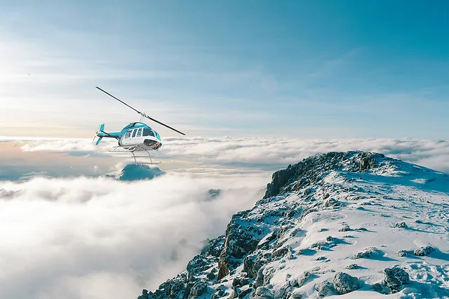excursió amb helicòpter a Tanzània