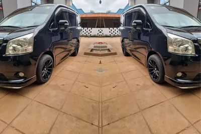 Airport pickup car