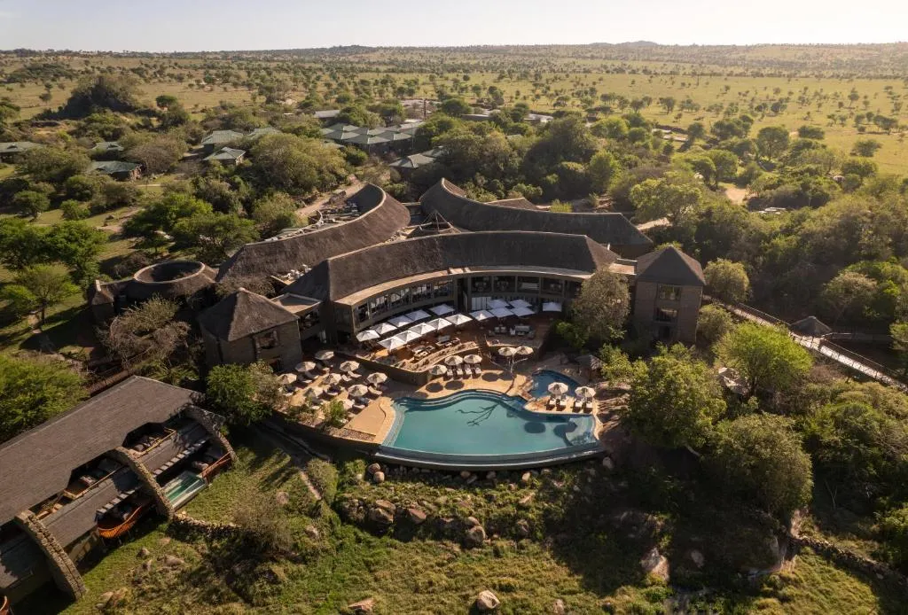 4 Days Serengeti Fly-in Luxury Safari from Zanzibar