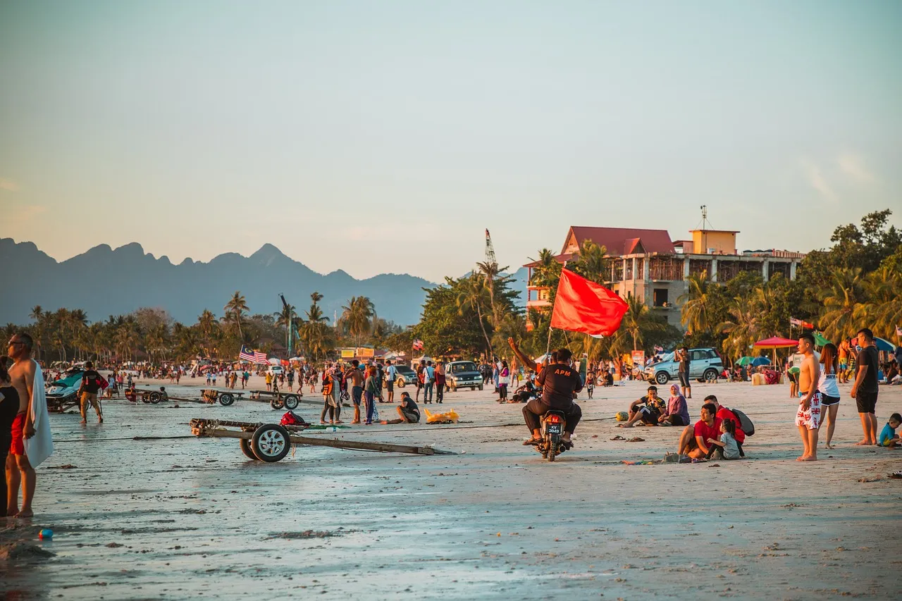 How is Tanzania Population