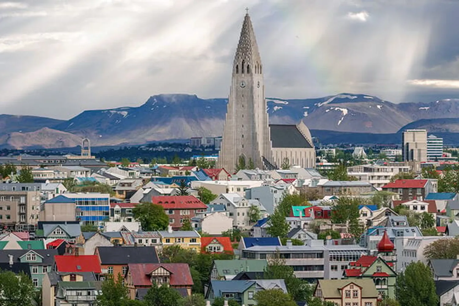Iceland Travel Guide