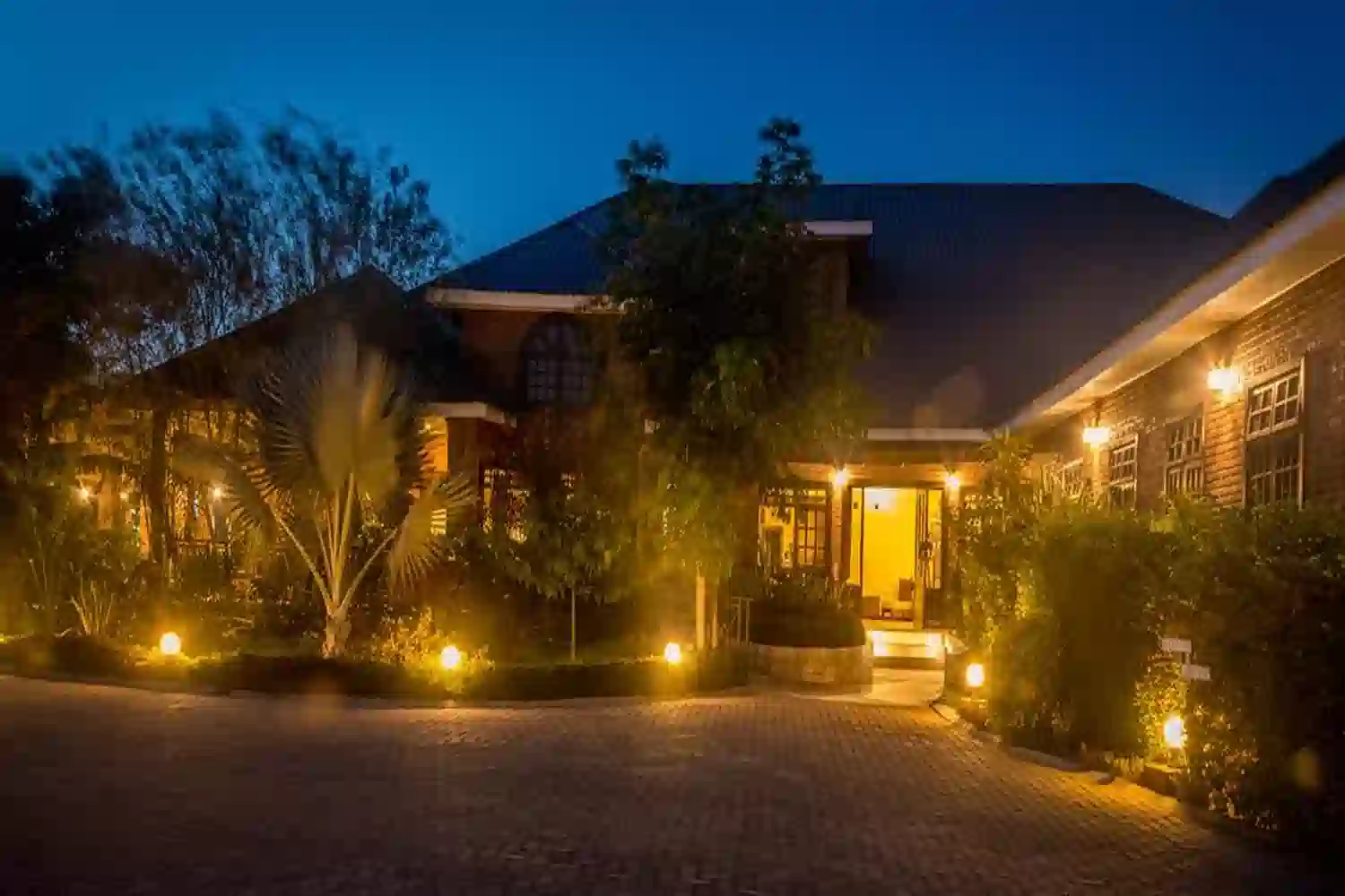 Außenansicht des Kilimanjaro Airport Hotels