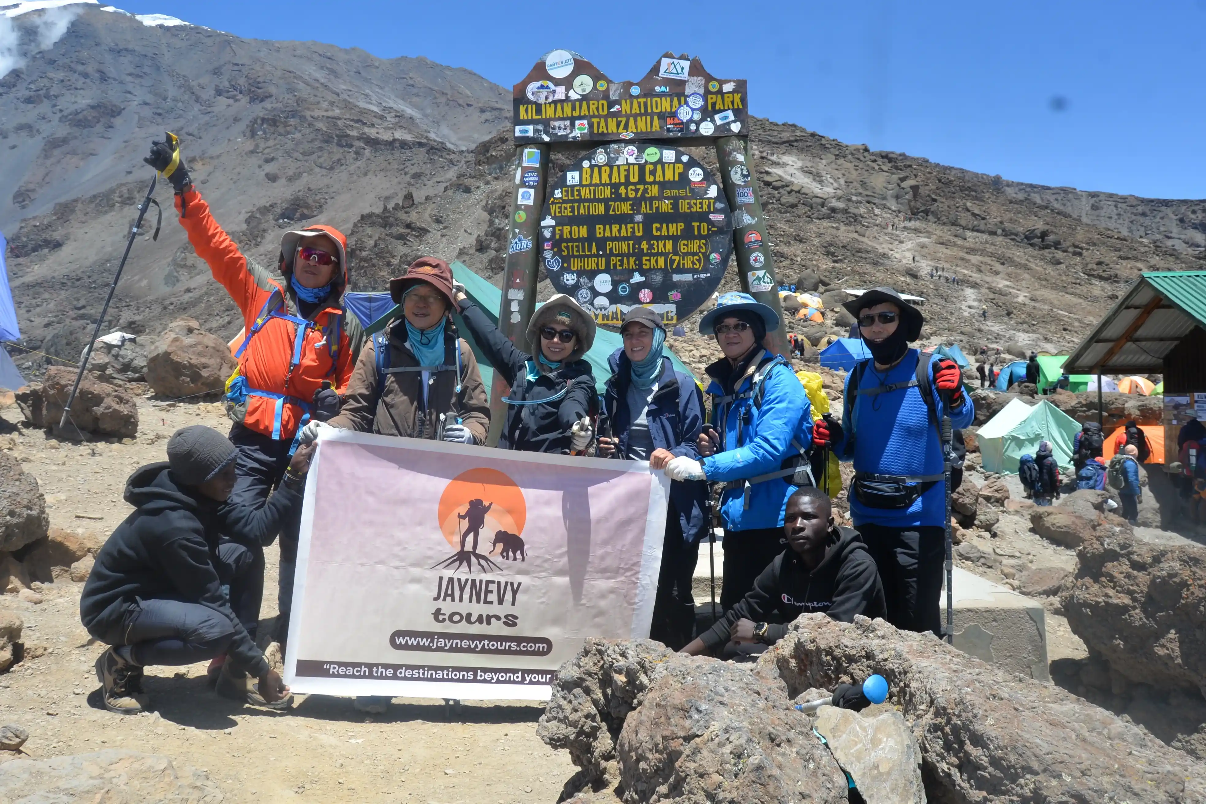 8-Day Mount Kilimanjaro Climb with German-Speaking Guide via Lemosho Route