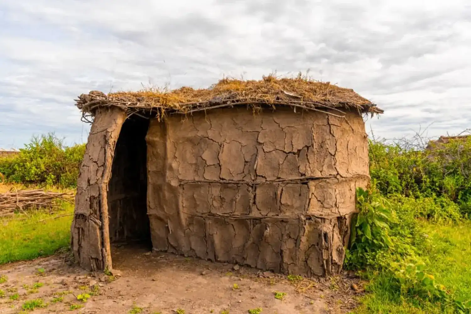 Maasai village Lake Manyara 4 days mortorbike tour package