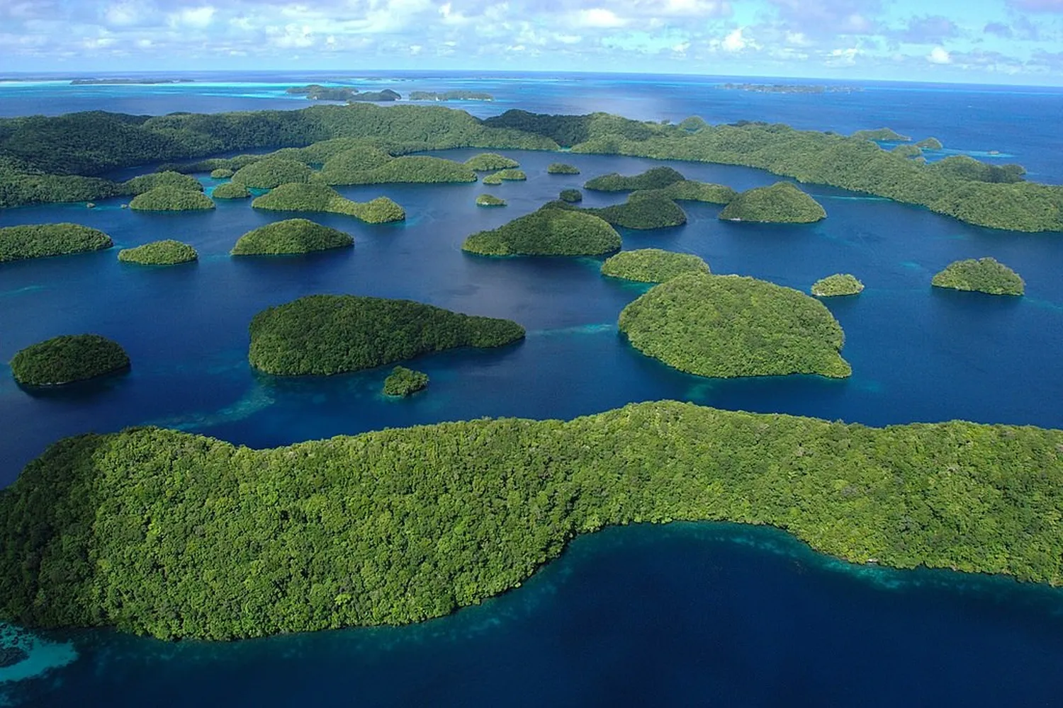 Palau Travel Guide