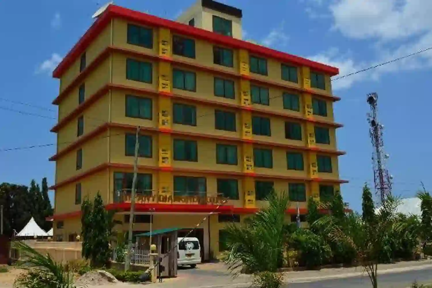 Tanzania Budget Hotel Exterior